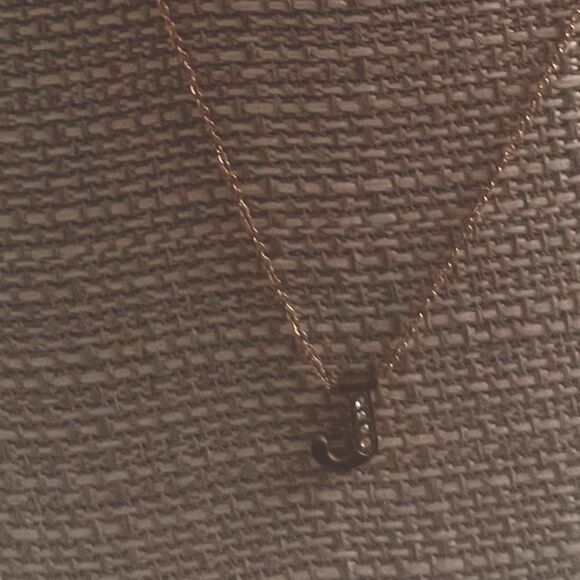NWT Stainless Steel Gold Tone J Initial Pendant Necklace letter J - Picture 5 of 5